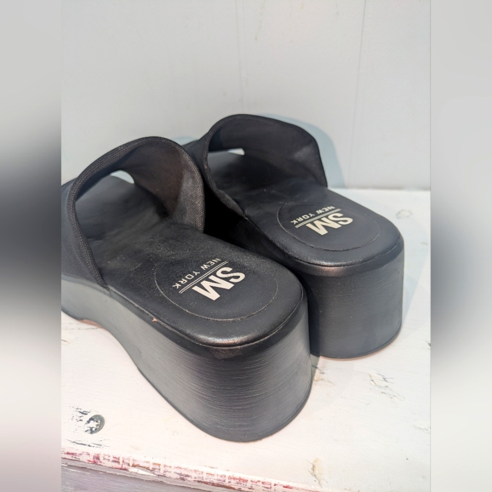 Black Platform Slide Sandals - Women's Fashion Slip-On - Picture 4 of 7